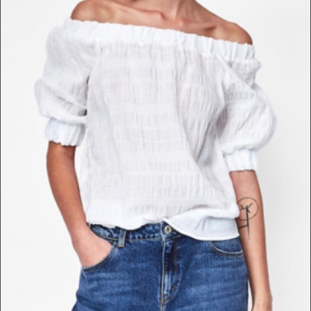 ZARA Top